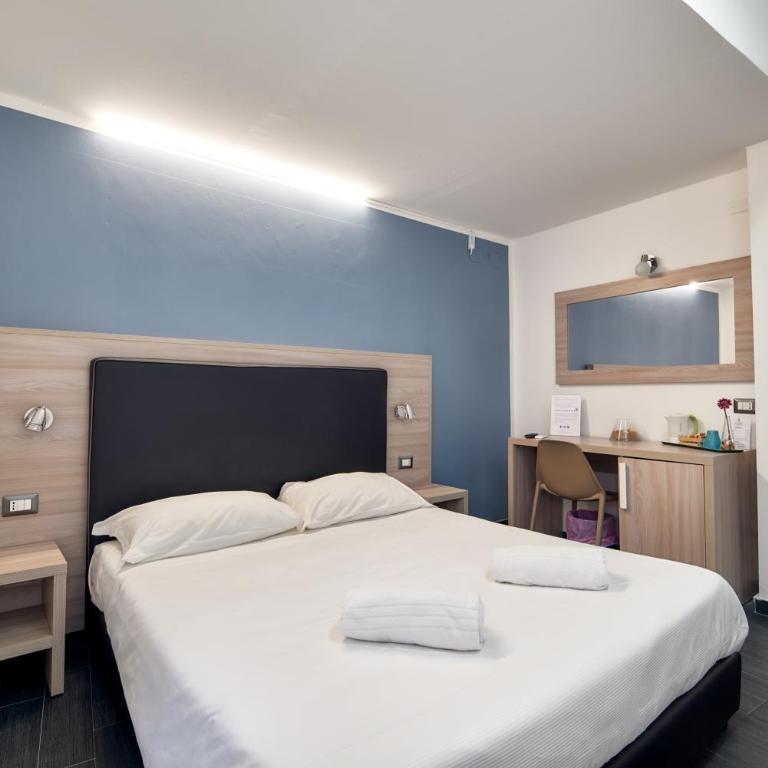La Terrazza sul Centro - Economy Double Room - 1