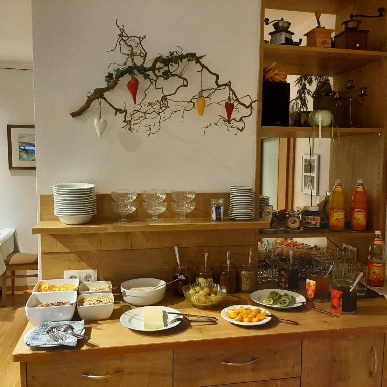 Gasthof Anny - Doppelzimmer mit Balkon - 2