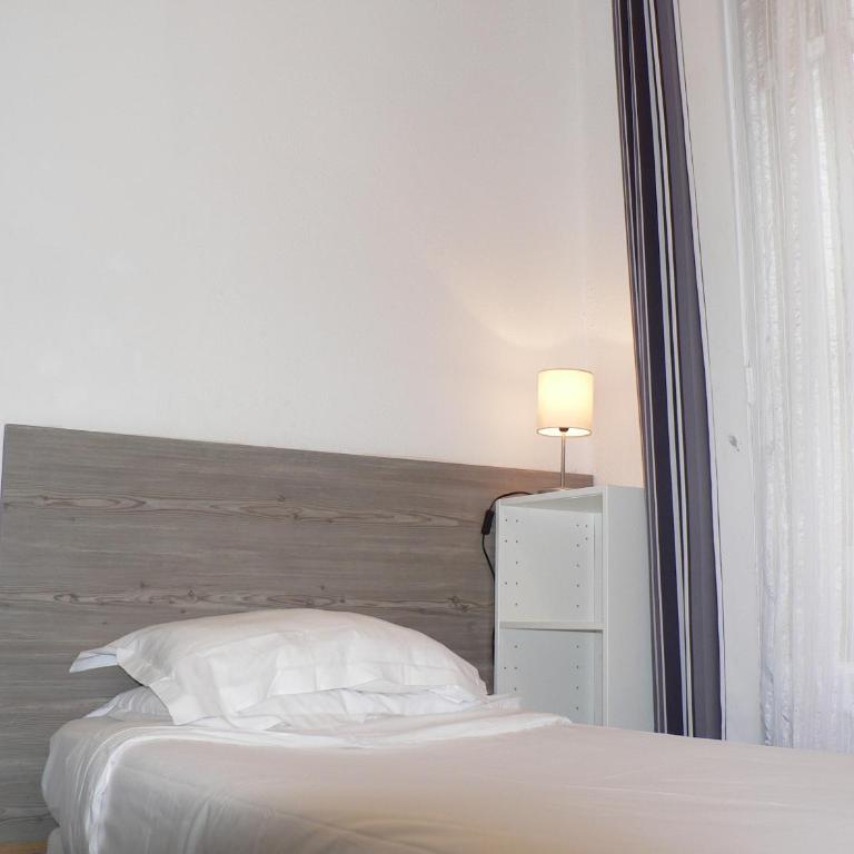 Hôtel Les Alizés - Chambre Simple - Vue sur Cour - 3