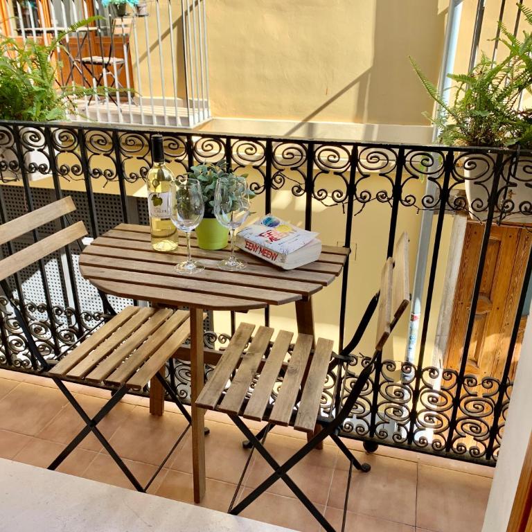 Edificio Palomar - PalomarGroup - Two-Bedroom Apartment with Balcony - 8