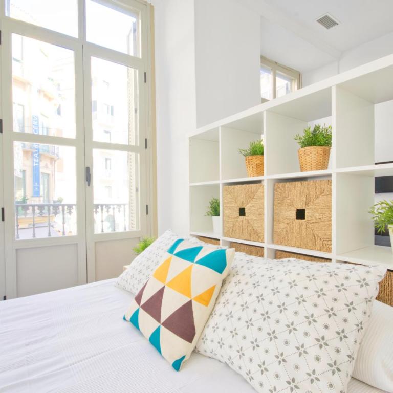 MalagaUrbanRooms - Central Suites - Loft con balcón - 5
