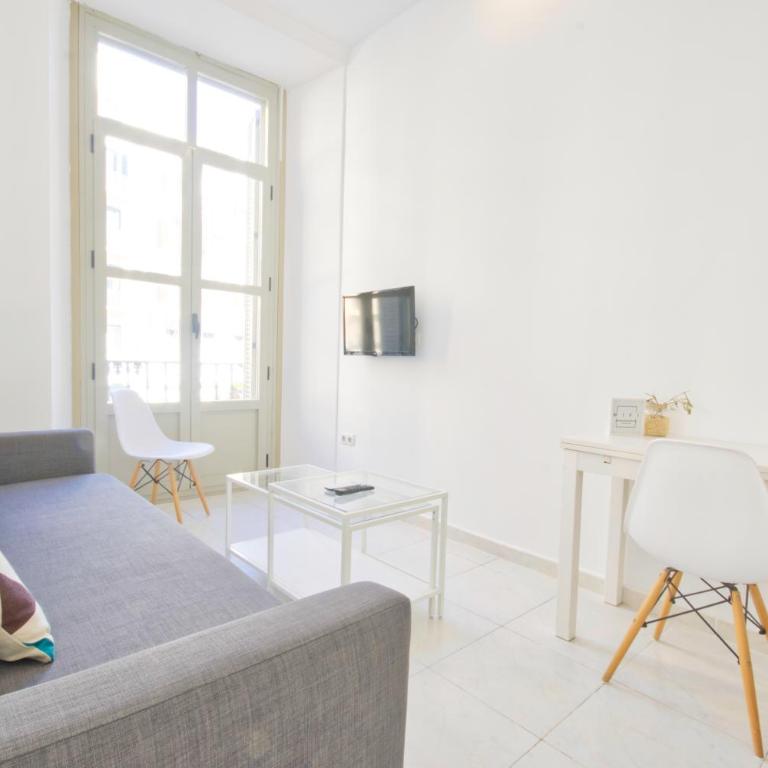 MalagaUrbanRooms - Central Suites - Loft con balcón - 6