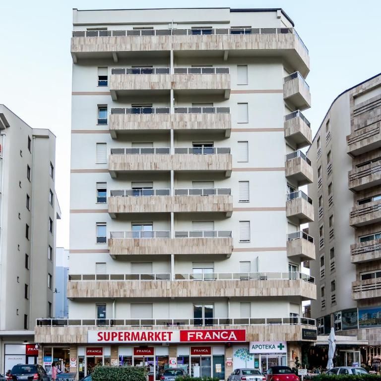 City Montesun apartments - One-Bedroom Apartment - 2