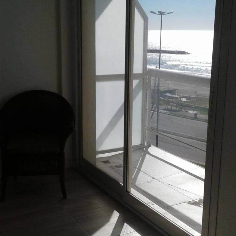 DEPARTAMENTO FRENTE AL MAR 2 1/2 AMBIENTE - Apartamento con vistas al mar - 32
