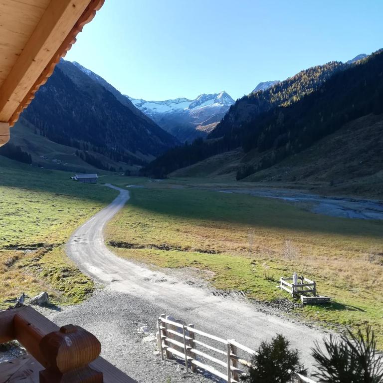Apartchalet Jörglerhof - Apartment mit Blick auf die Berge - 3