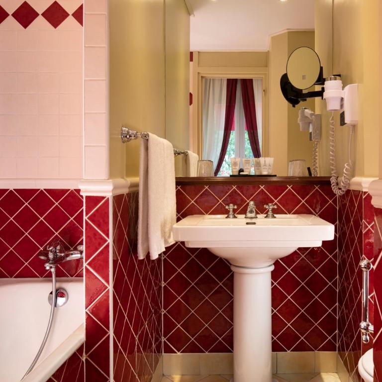 Hotel Britannique - Chambre Classique - 3