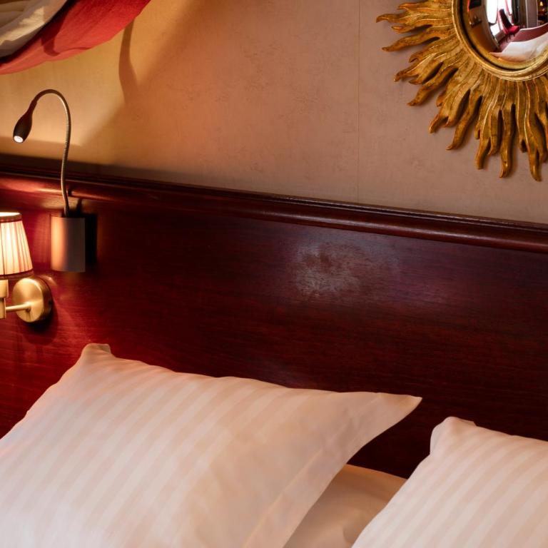 Hotel Britannique - Chambre Deluxe - 1