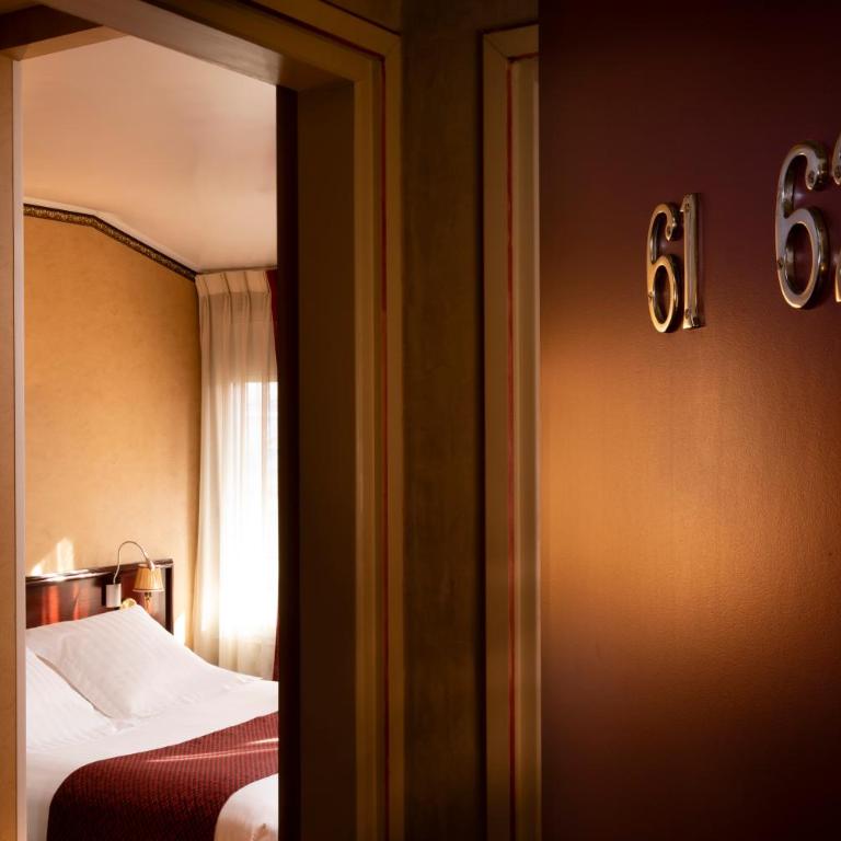 Hotel Britannique - 2 Chambres Doubles Communicantes - 2