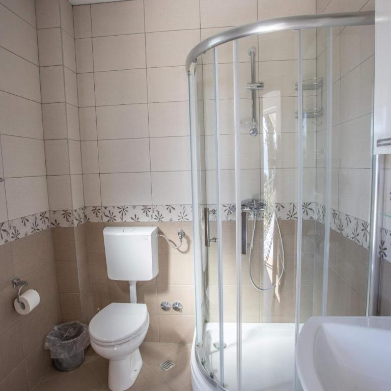 Apartments Gvozdenovic - Studio with Pool View - 10