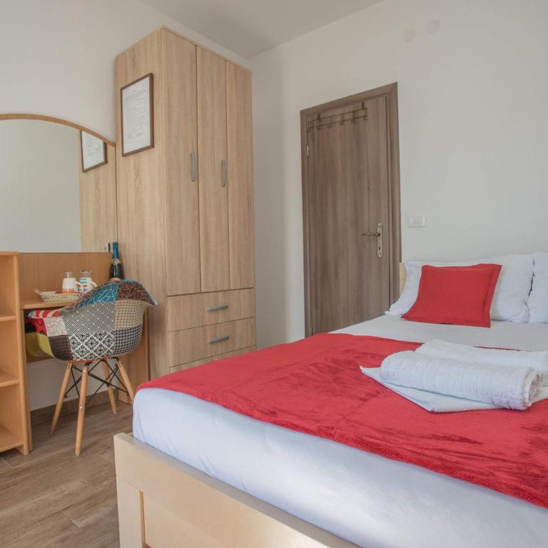 Apartments Gvozdenovic - Double Room with Private Bathroom - 5