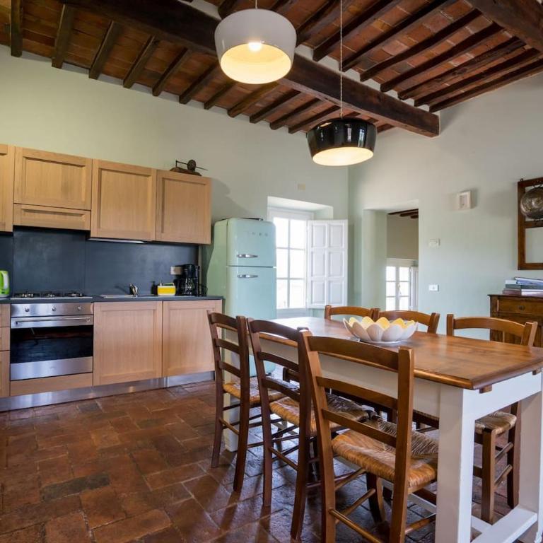 Casale rinnovato immerso nella campagna con splendida piscina privata - Casa con 8 Camere da Letto - 37