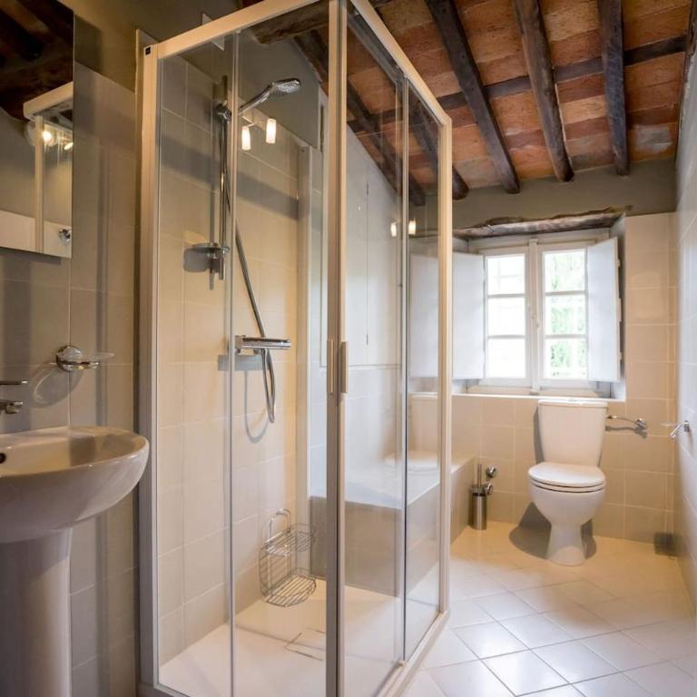 Casale rinnovato immerso nella campagna con splendida piscina privata - Casa con 8 Camere da Letto - 33
