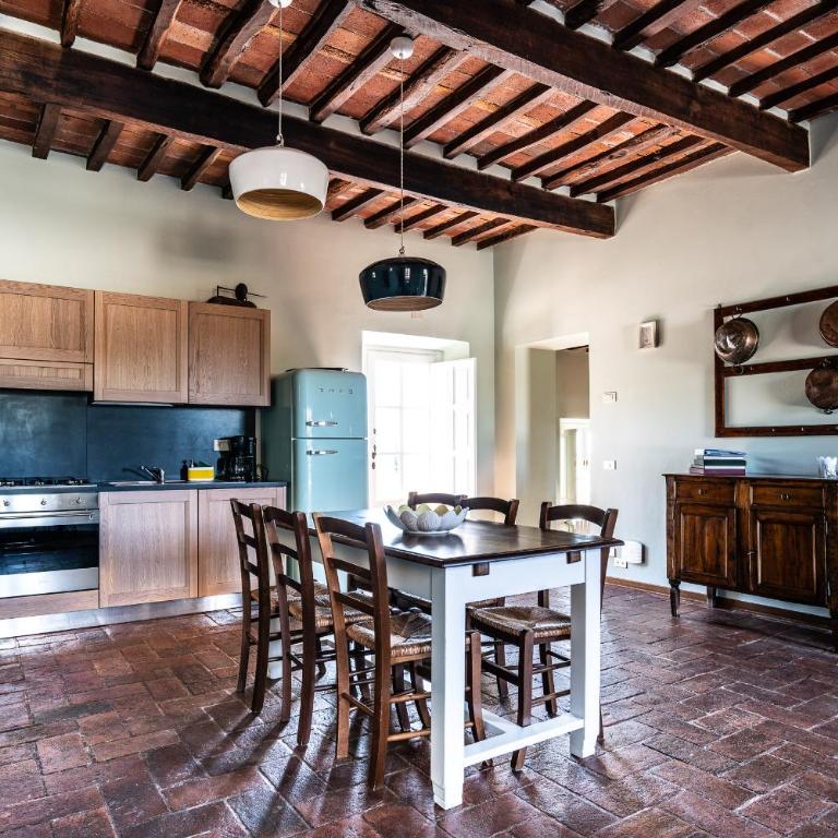 Casale rinnovato immerso nella campagna con splendida piscina privata - Casa con 8 Camere da Letto - 38