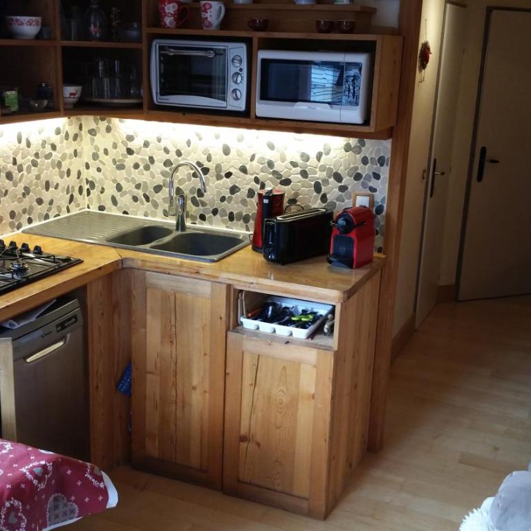 Joli petit appartement cosi 4 personnes maxi plein centre station les deux alpes - Apartment - 6