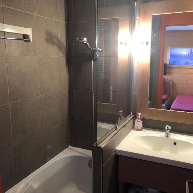 Appart 2P cozy centre Alpe d'Huez l Ours Blan - Appartement 1 Chambre - 18