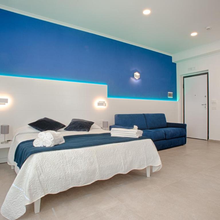Collatina Suites - Chambre Quadruple avec Baignoire - 3