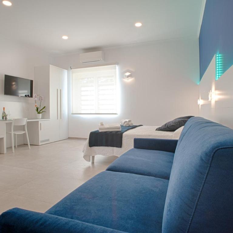 Collatina Suites - Chambre Quadruple avec Baignoire - 4