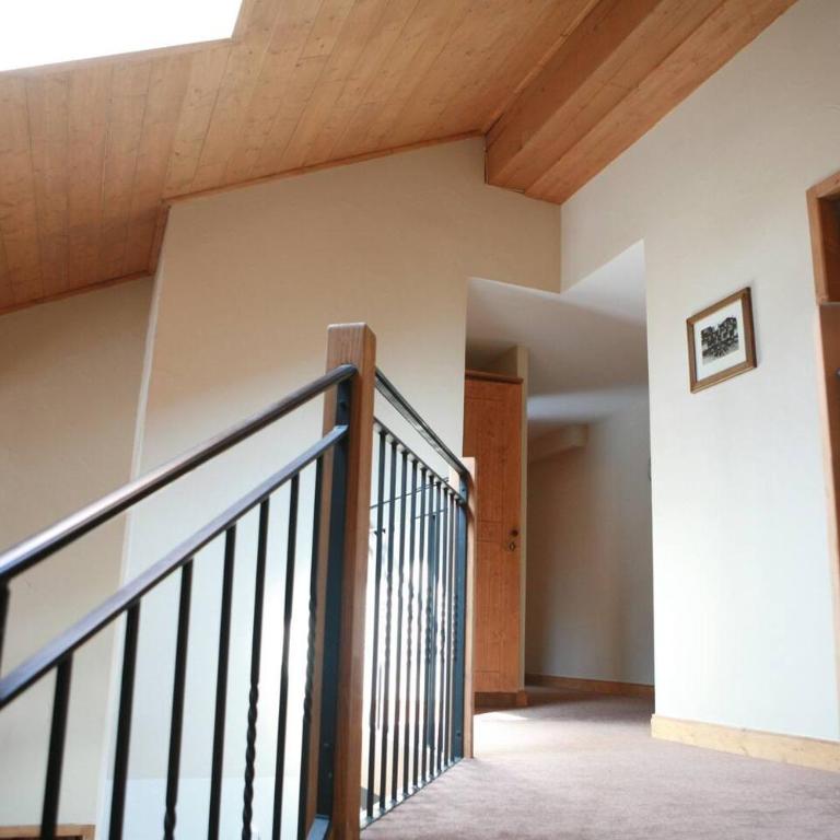 Huge Superior 4 Bedroom Apartment, Arc 1950, Les Arc, Spaciously Sleeps 8 to 10 over two floors, Ski In Ski Out - Apartment - 16