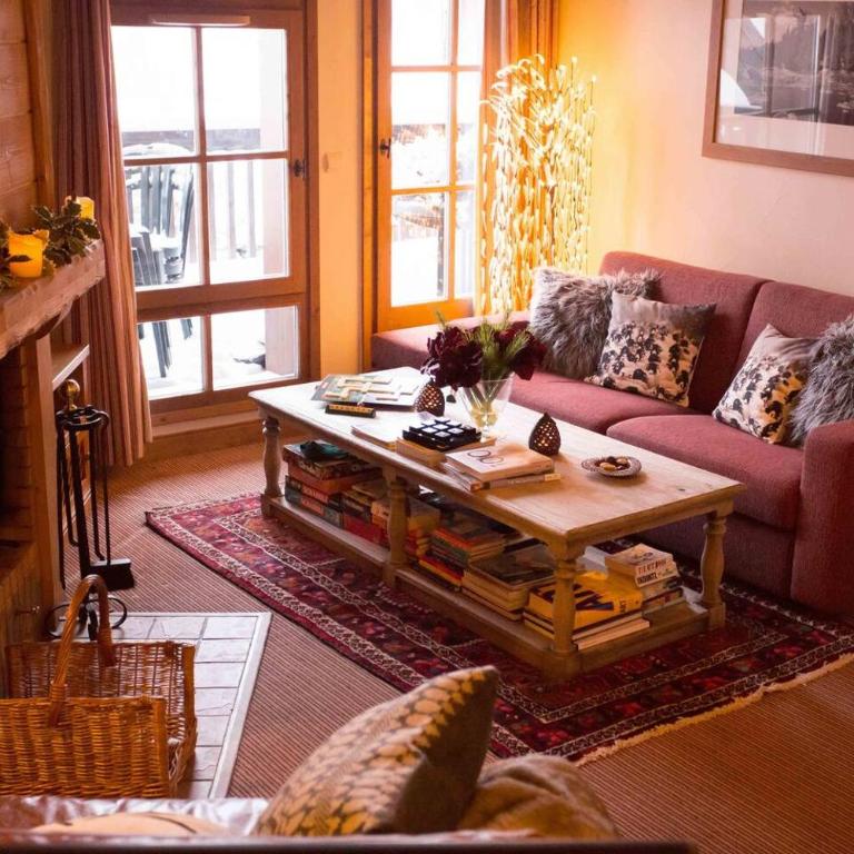 Huge Superior 4 Bedroom Apartment, Arc 1950, Les Arc, Spaciously Sleeps 8 to 10 over two floors, Ski In Ski Out - Apartment - 3
