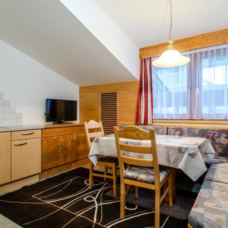 Hotel Garni Golfais - Apartment mit 2 Schlafzimmern - 2