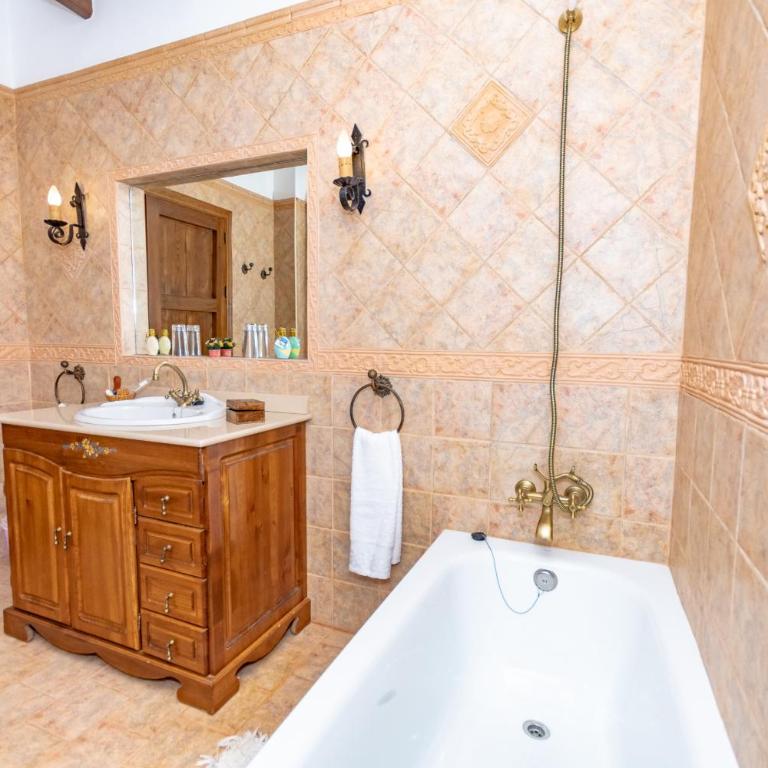 Cubo's Villa Ana Valtocado - Villa with Private Pool - 23