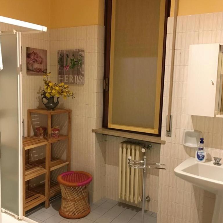 La Giara Rooms - Camera Matrimoniale Standard con Bagno in Comune - 4