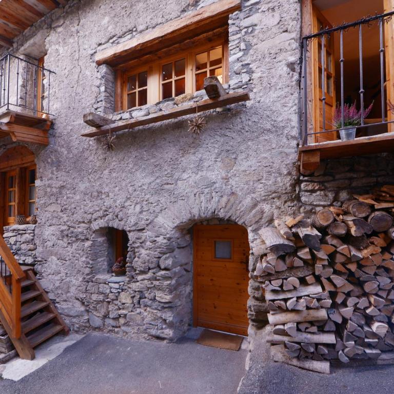 CHALET ALOUETTE Authentique Proche commerces et Pistes Nouveauté Sauna Privatif - Chalet - 30