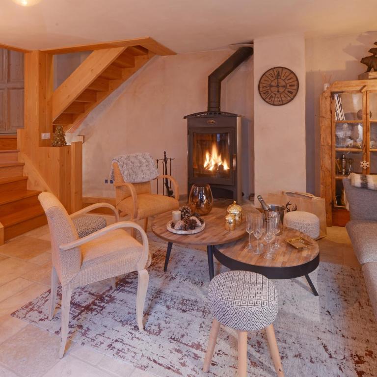 CHALET ALOUETTE Authentique Proche commerces et Pistes Nouveauté Sauna Privatif - Chalet - 18