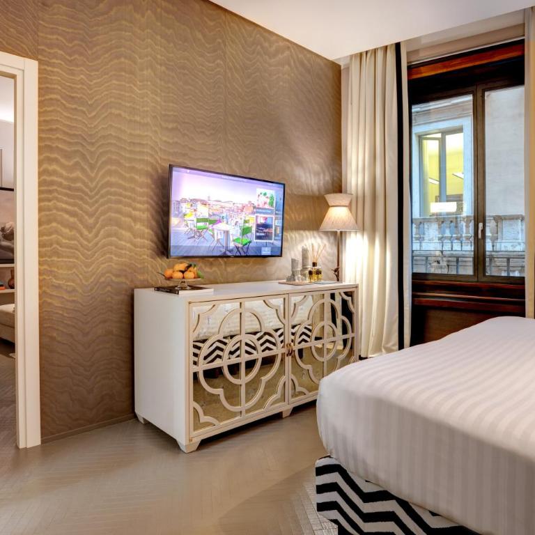 Singer Palace Hotel Roma - Superior Suite - 2