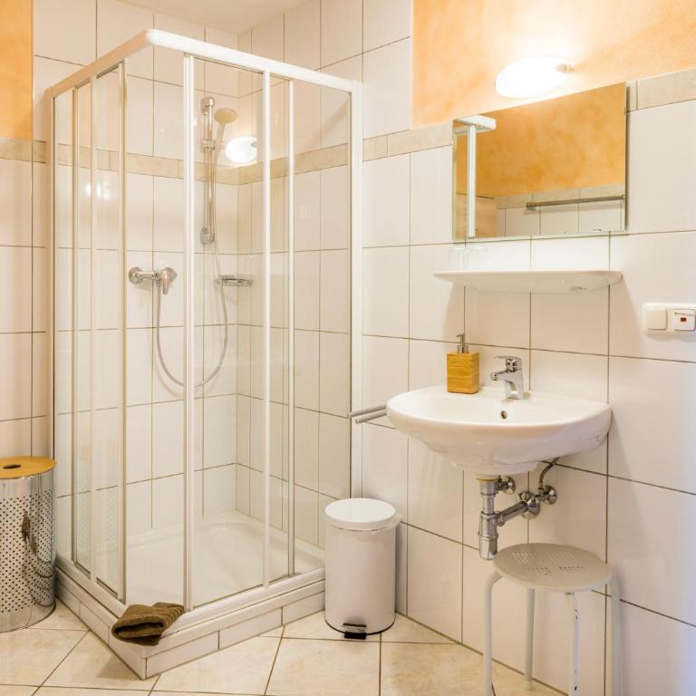 Starbauer - Apartment mit 1 Schlafzimmer - 2