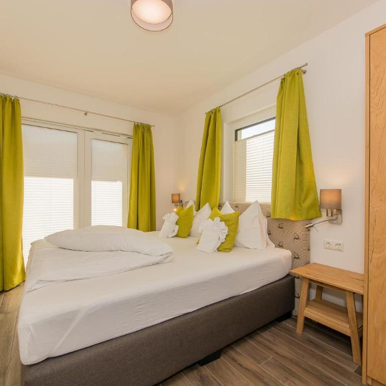 Grossglockner Chalets Zell am See - Chalet Enzian - 9