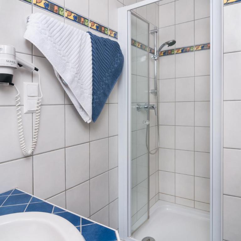 Appartements Schwarzvilla - Apartment mit 1 Schlafzimmer und Balkon - 2
