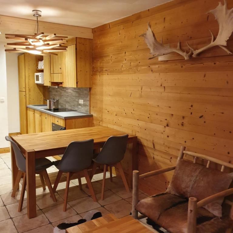 Appartement chaleureux 4-6 pers Chalet Chamois appt H2 - Appartement 2 Chambres - 11