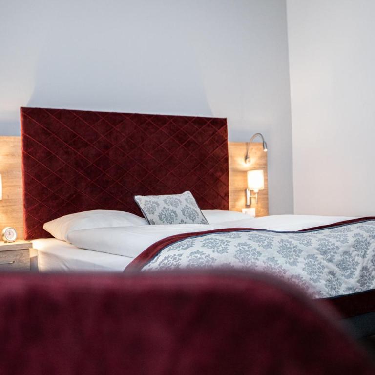 Hotel Elefant Family Business - Premium Doppelzimmer mit Stadtblick - 2
