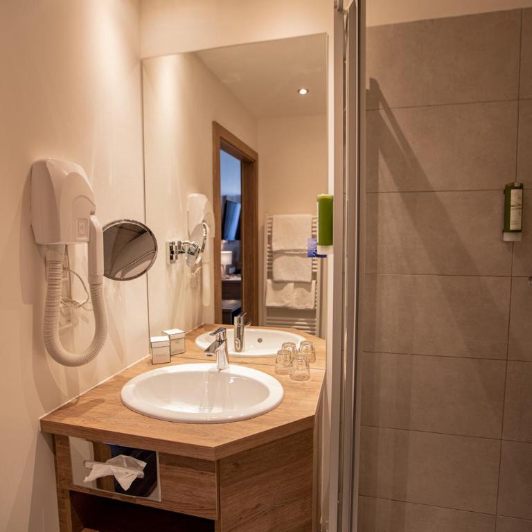 Hotel Elefant Family Business - Premium Doppelzimmer - 4