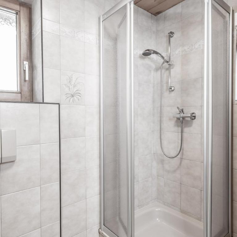Gästeheim Schmiedhof - Apartment mit 2 Schlafzimmern und Balkon - 3