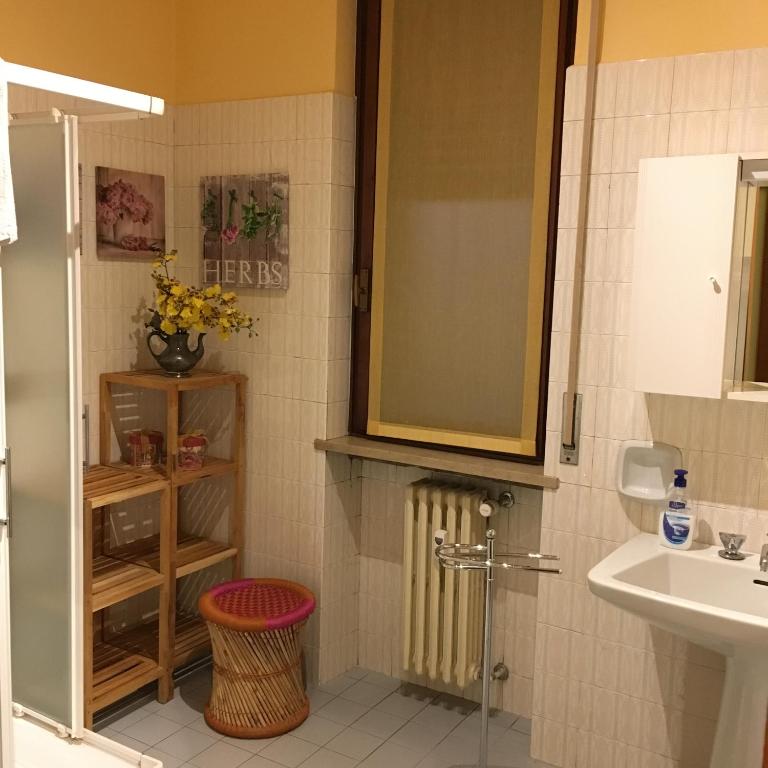 La Giara Rooms - Camera Doppia con Letti Singoli e Bagno in Comune - 5