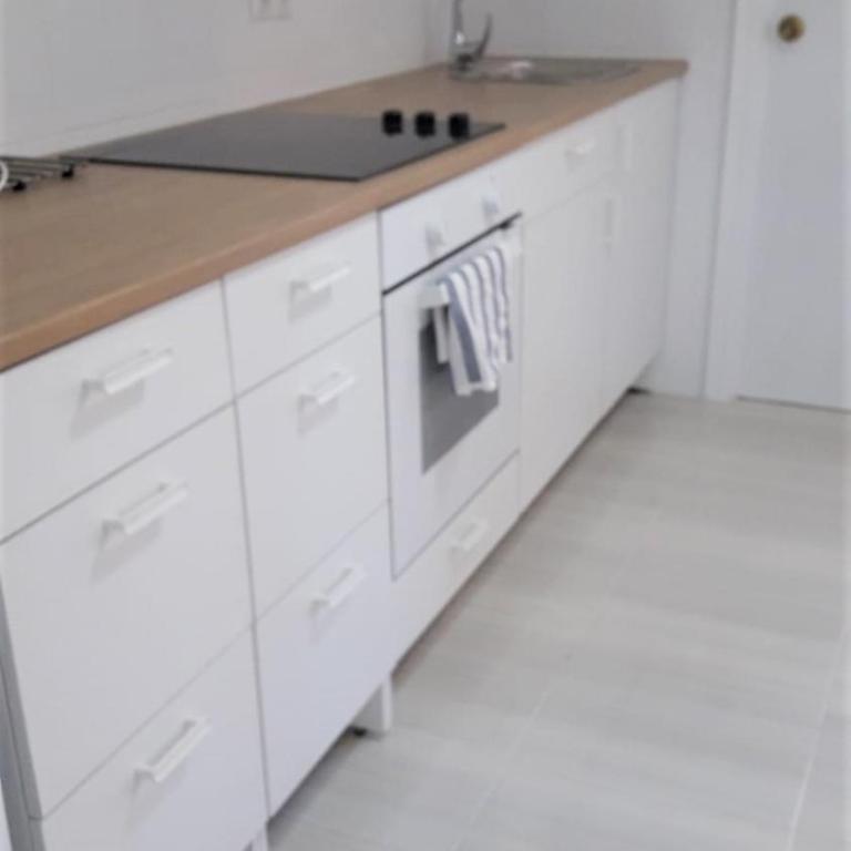 Unique Apartment - Three-Bedroom Apartment - 5