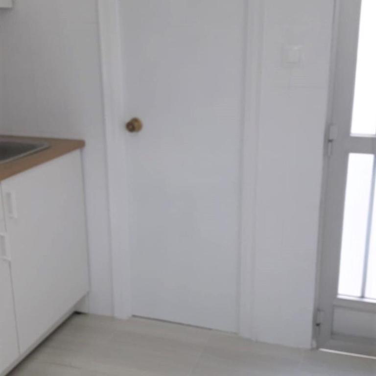 Unique Apartment - Three-Bedroom Apartment - 18