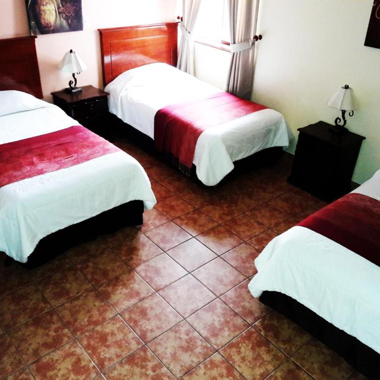 Hotel Sevilla - Triple Room - 1