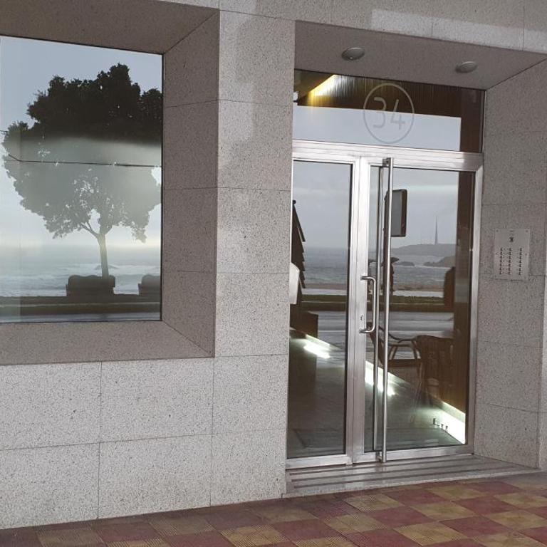 VIVIENDA con INCREIBLES VISTAS A LA PLAYA DE RIAZOR - Apartamento de 1 dormitorio - 30