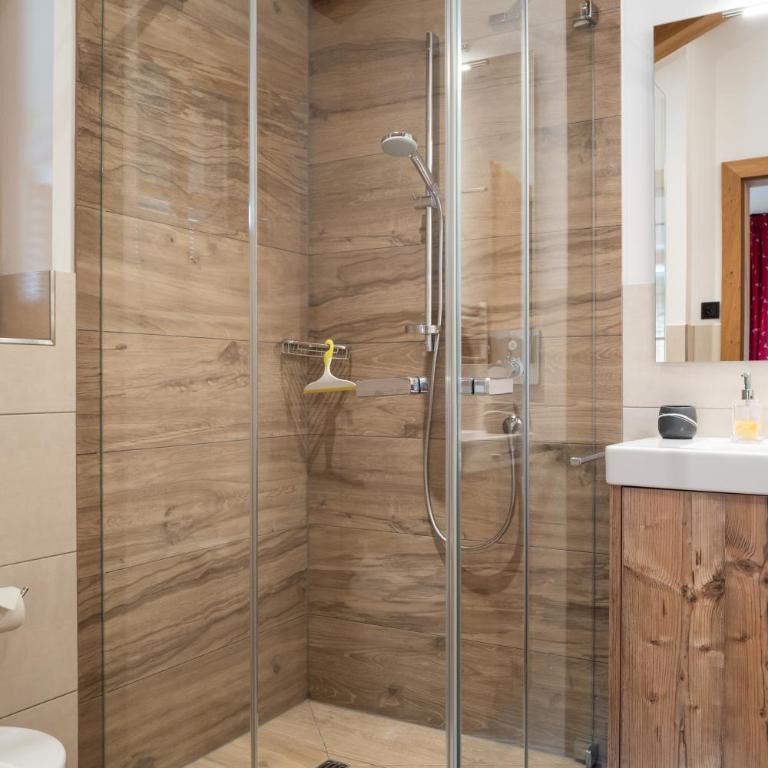 Alpin Residenzen Panoramabahn by Alpina-Holiday - Apartment Top 17 - 9