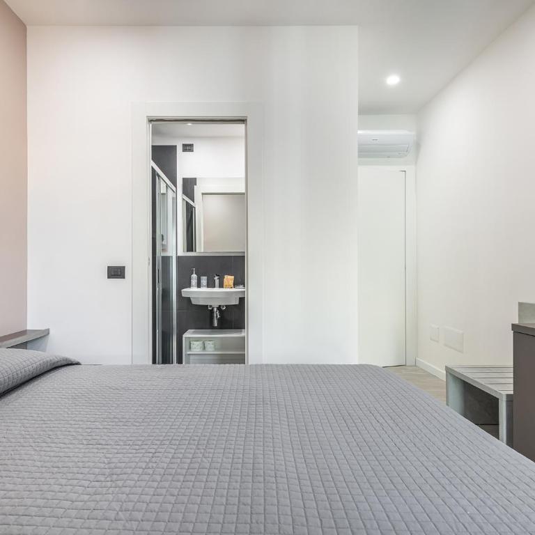Diaz Apartment - Standard Double Room - 6