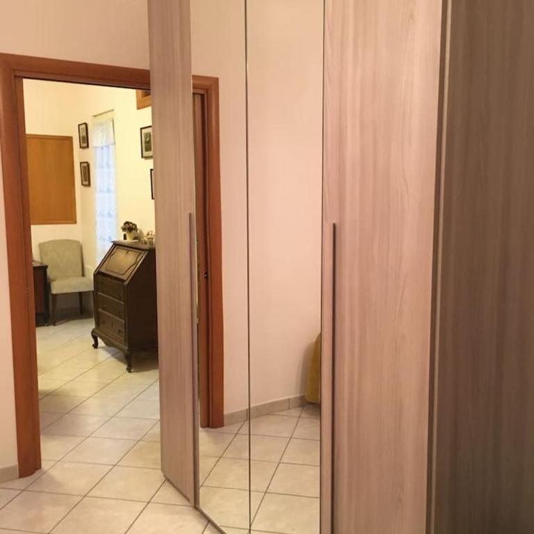 Casa di Willy - Appartamento con 2 Camere da Letto - 2