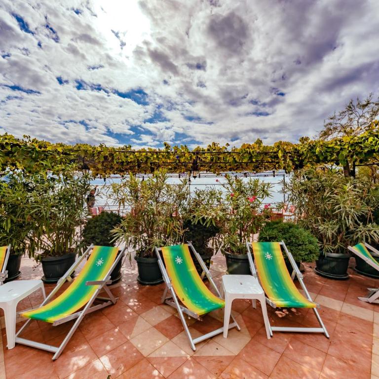Hotel Savojo - Double Room with Shared Terrace and Sea View - 8
