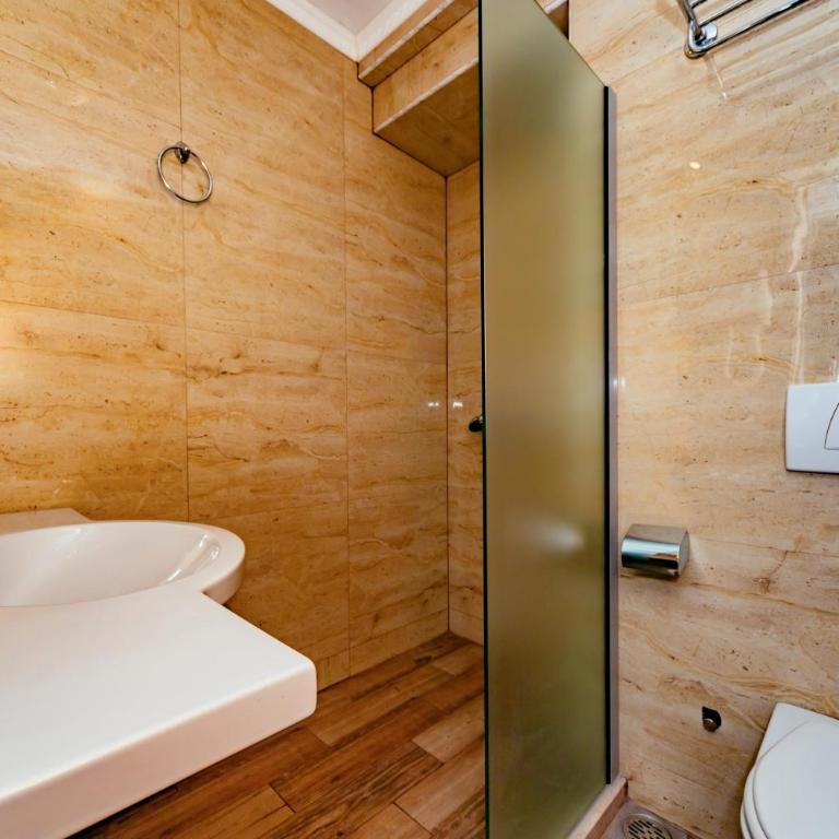 Hotel Savojo - Studio with Terrace and Sea View - 10