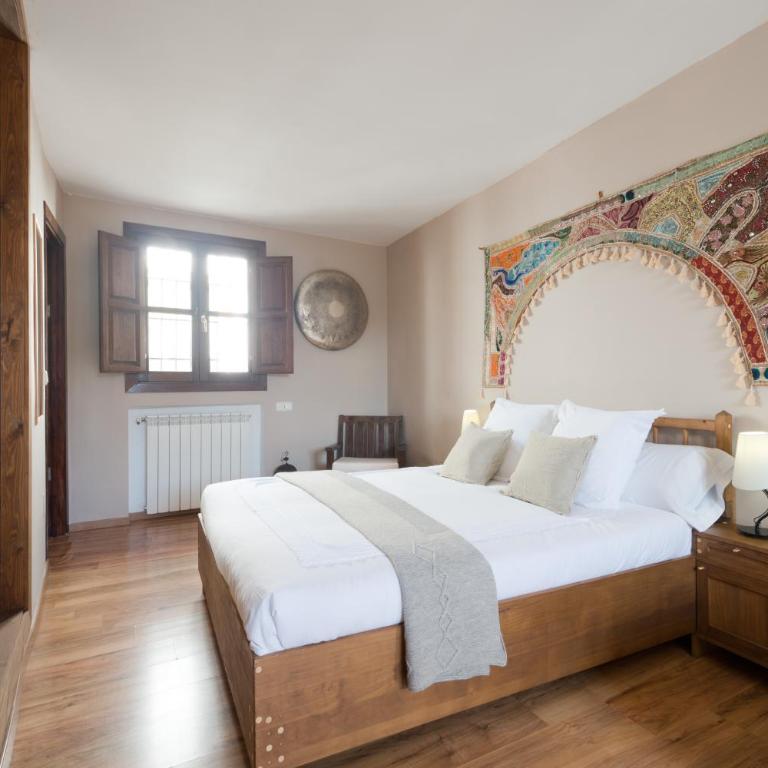 Casa Bombo - Deluxe Double Room with View to the Alhambra - 7