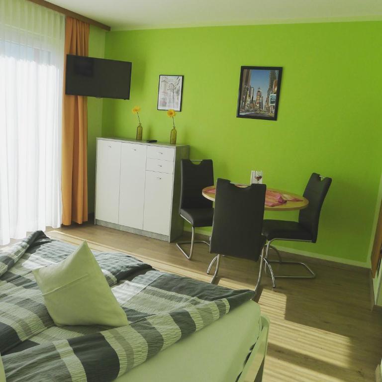 Alpenappartement Claudia - Comfort Studio mit Balkon und Bergblick - 10