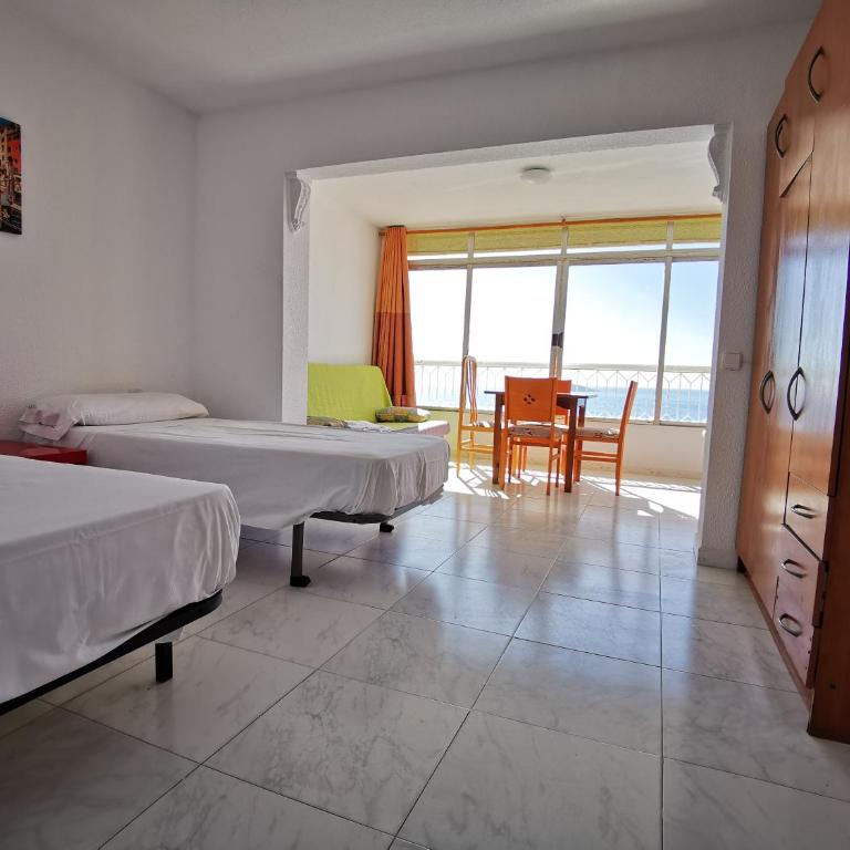 Gestión Inmobiliaria Carmona Rent - Studio with Sea View - 3