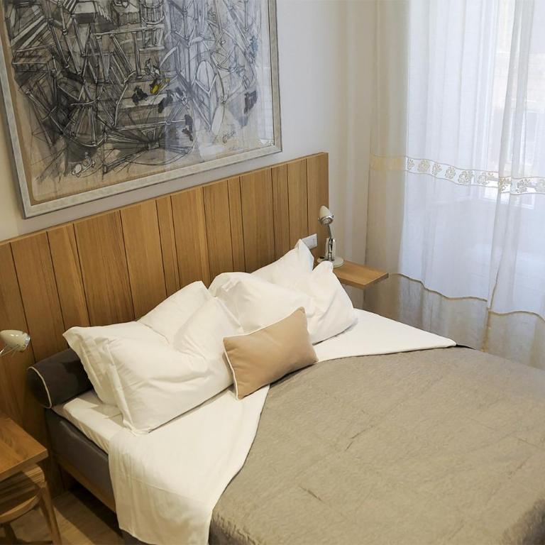 Roma Vespahouse - Camera Matrimoniale con Bagno Privato - 1